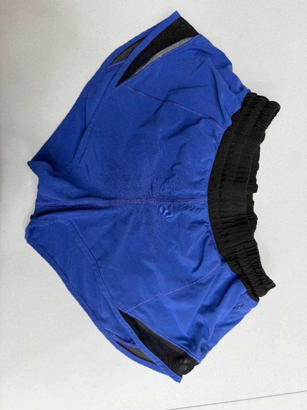 Lululemon Hotty Hot Shorts 2"